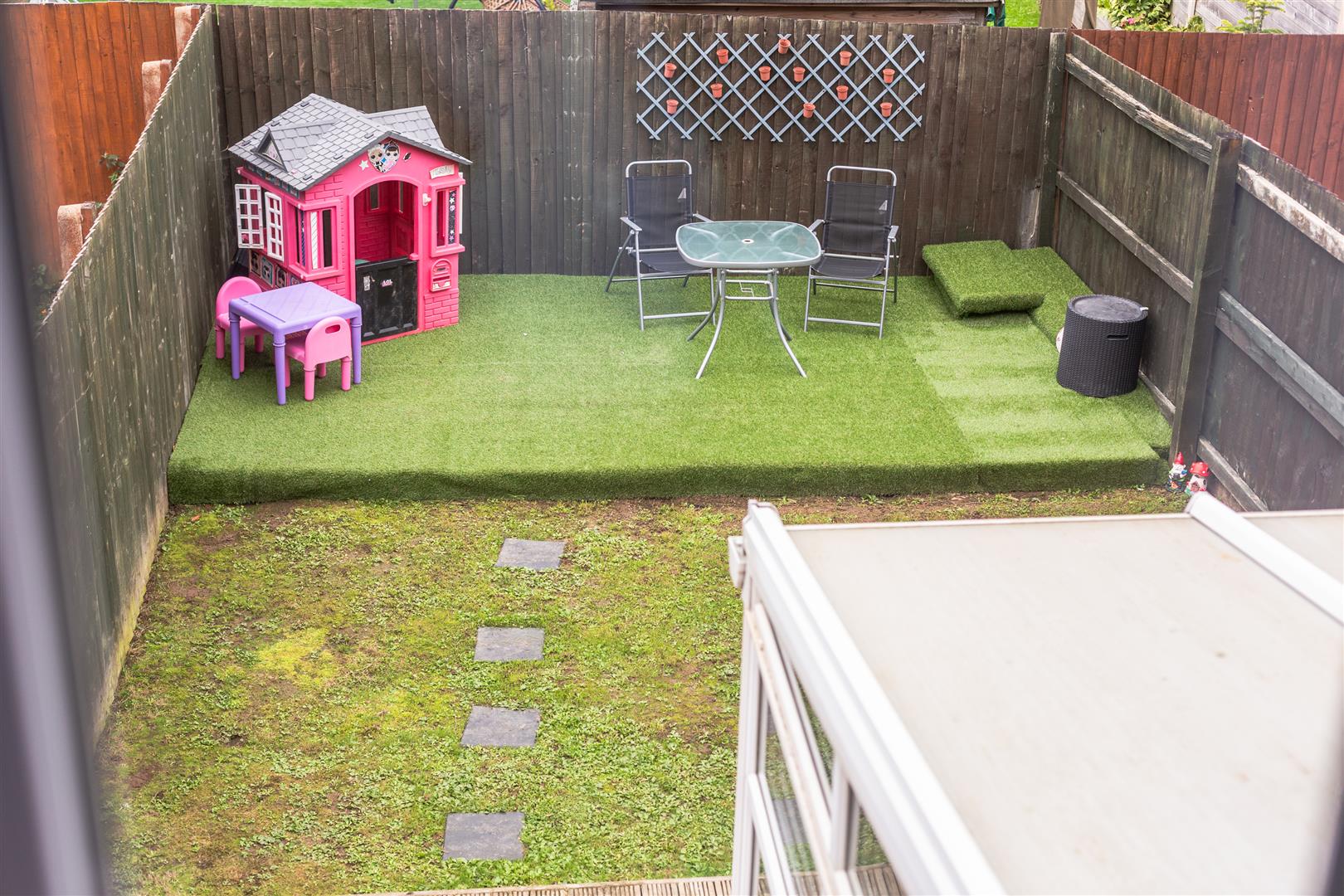 Ffordd Y Gamlas, Bynea, Llanelli, SA14 9AY